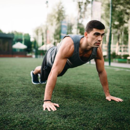 faire des pompes est bénéfique pour garder la forme